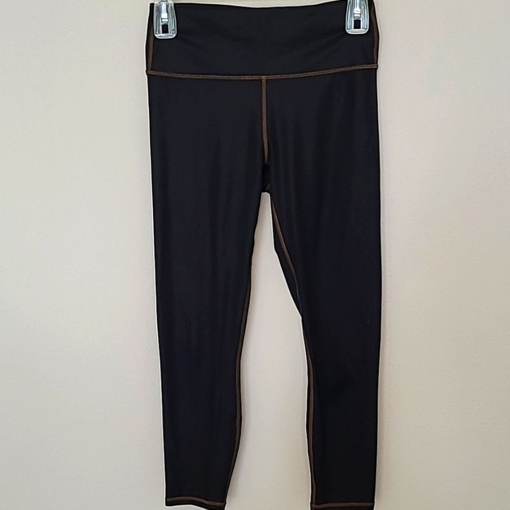 Fabletics Black Leather 23" Crop Legging with Brown Stitching Size Small